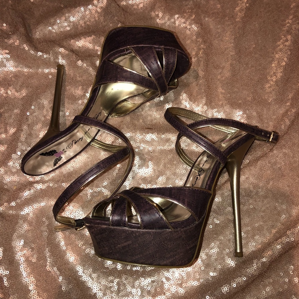 Penny Loves Kenny | Heels